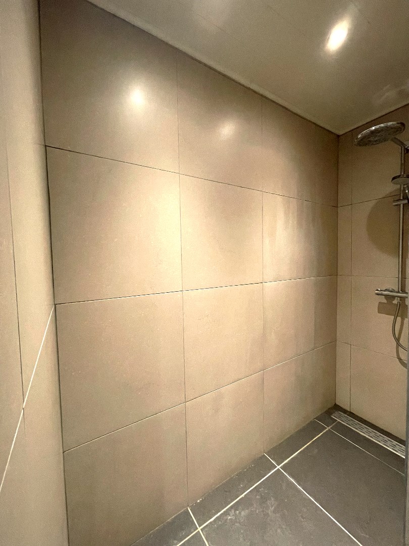 Gezellige rijwoning met 3 slaapkamers en uitweg 