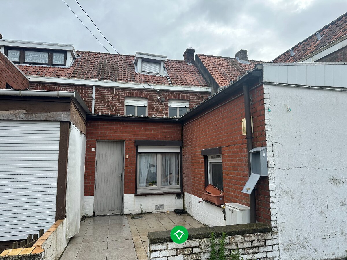 Charmante starterswoning met garage op toplocatie te Koekelare 