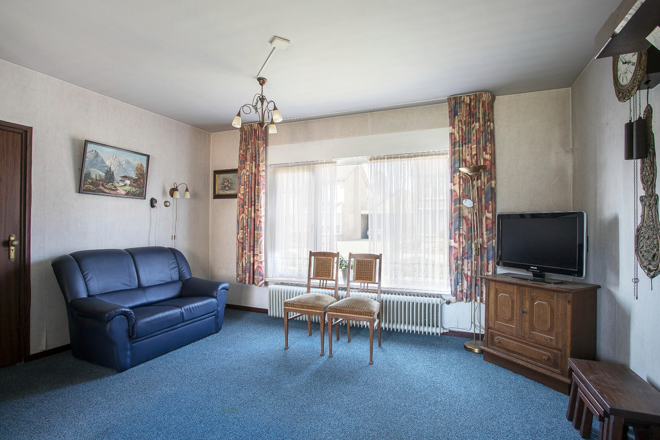 Vrijstaande woning met garage gelegen op een perceel van 556 m2. 