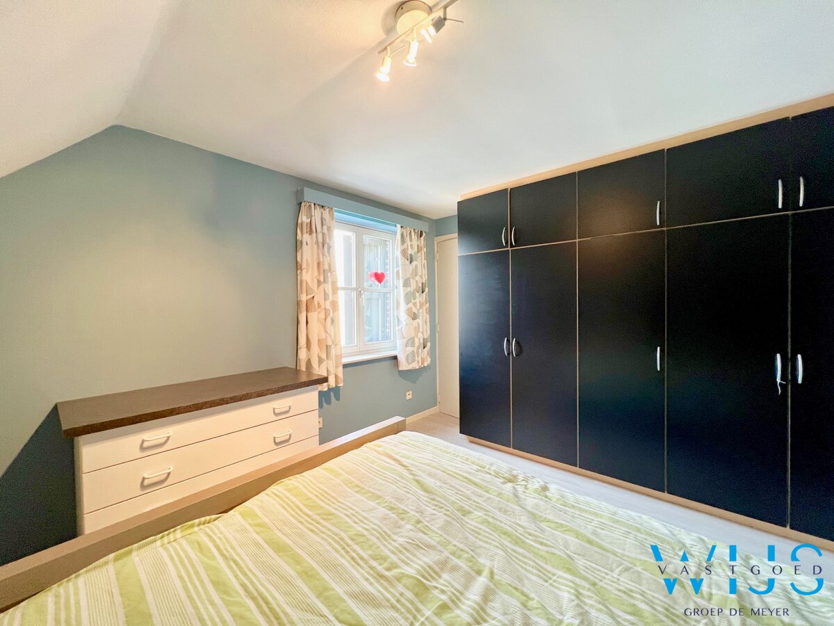 Instapklaar woonhuis met 4 slaapkamers, ruime tuin &amp; garage te ERTVELDE ! 