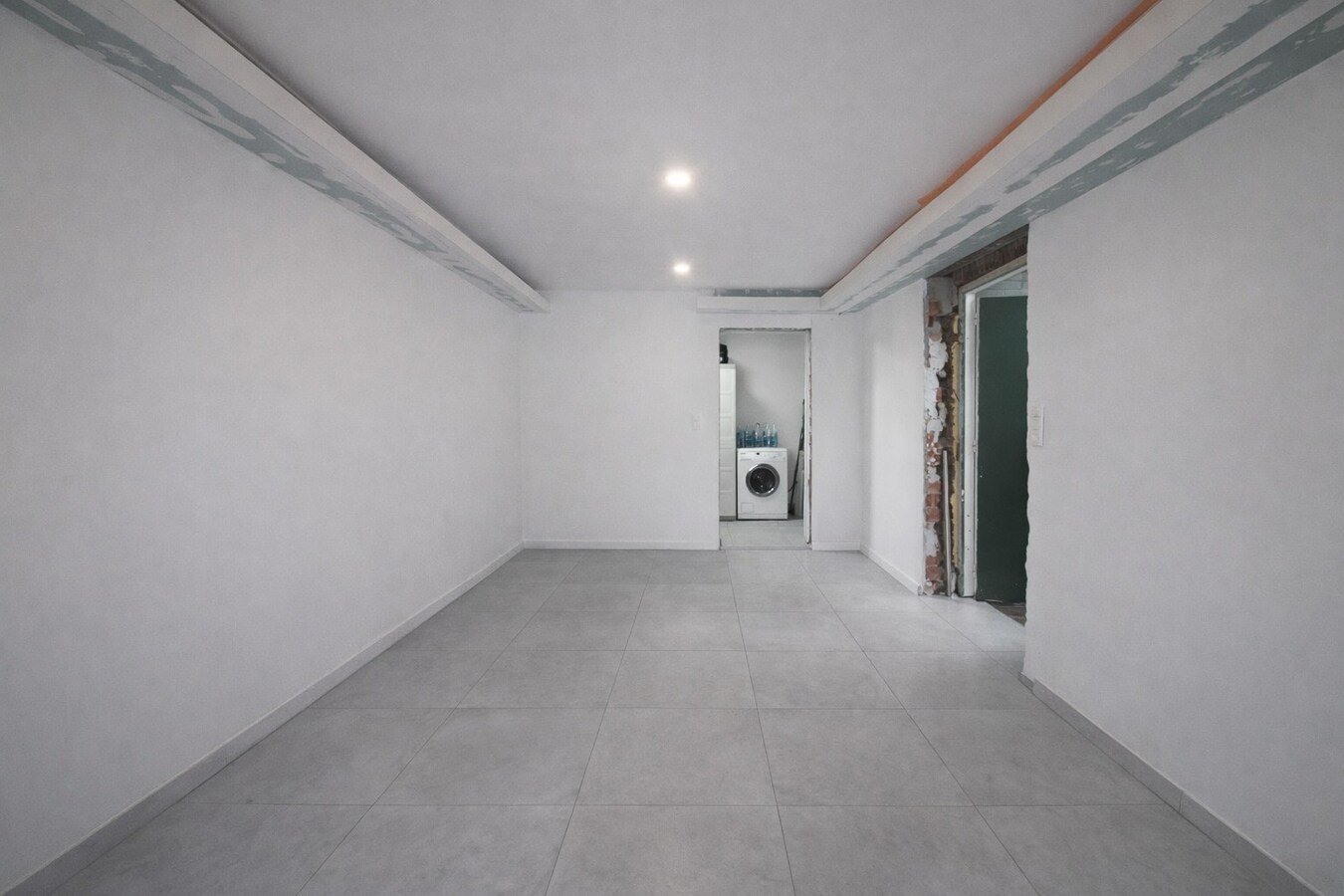 Te koop: Charmante halfopen gezinswoning met 4 slaapkamers en zuidgerichte tuin in hartje Sint-Niklaas! 