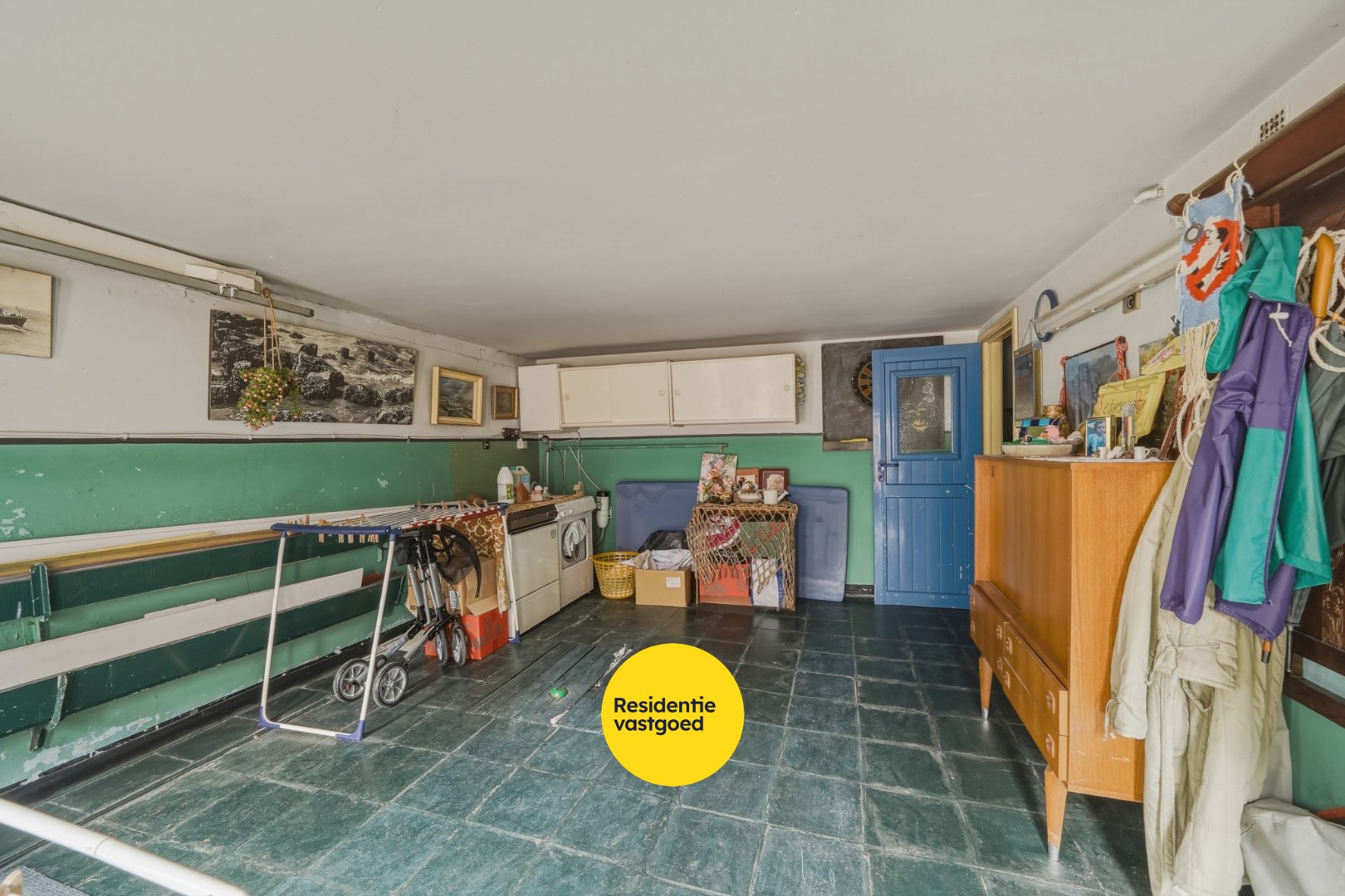 Ruime woning met garage en veel mogelijkheden te Mariakerke (Oostende) 