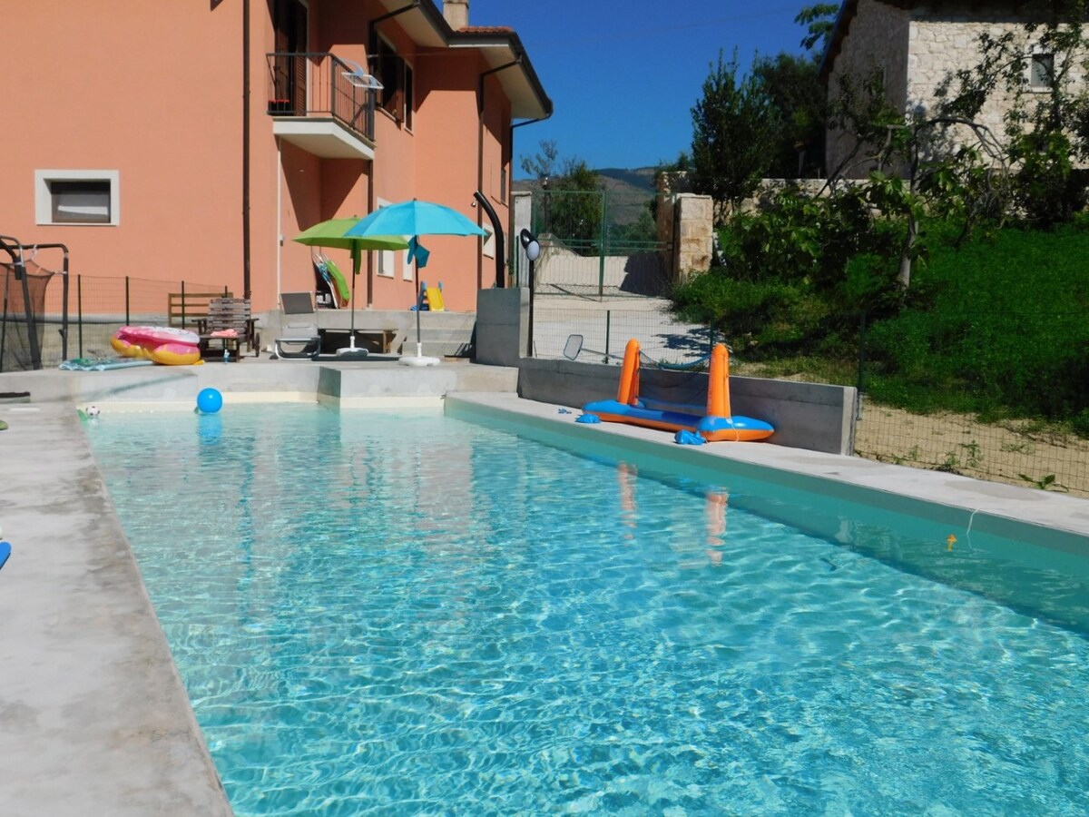 Italië Abbateggio: B &amp; B Masseria Majella en Casa Vacanza Villa Magella 