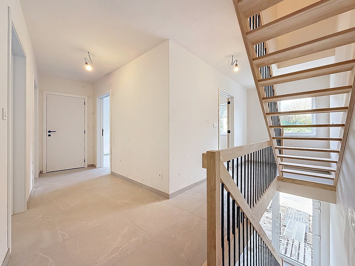 Piekfijn afgewerkte nieuwbouw BEN-woning te St-L-Houtem, 6% BTW mogelijk 