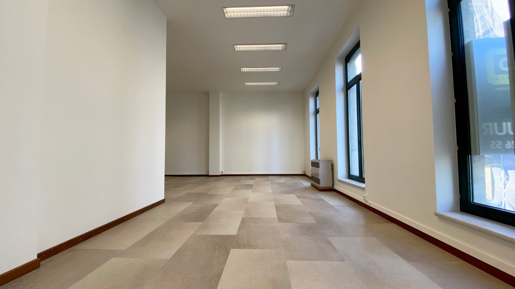 Kantoor te huur in gerenoveerd herenhuis in centrum Gent