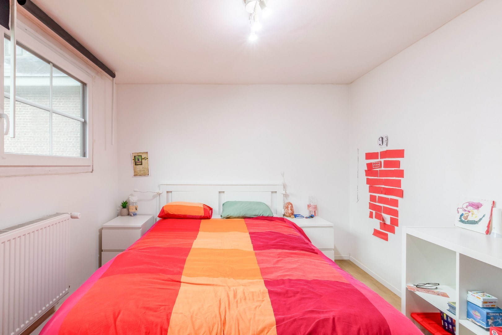 Instapklare woning met tuin in de gezellige kern van Laarne 