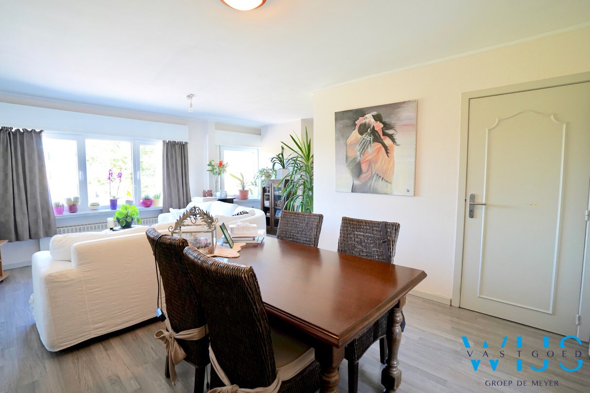 Bel-étage met inpandige garage &amp; zonnige tuin te Ertvelde! 