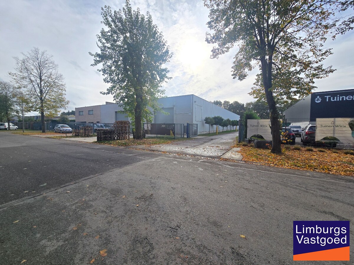 DE WAERDE - KMO UNIT 5 - 377m² - nabij E-314 