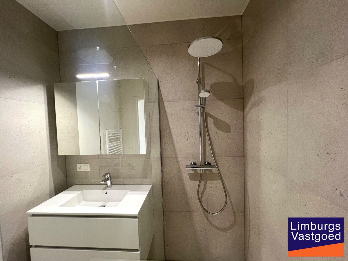 Luxe nieuwbouw appartement, 73m² met 2 terrassen , 1 slpk op toplocatie 