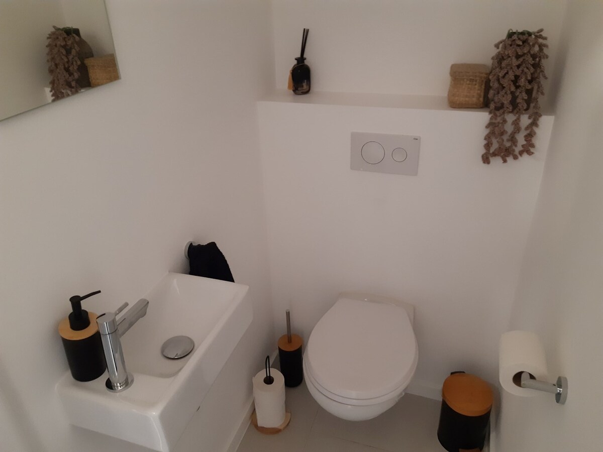 Lichtrijke, eigentijdse  Half Open Bebouwing. 