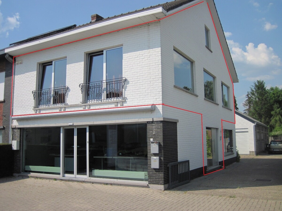 Lichtrijk appartement in Zingem 