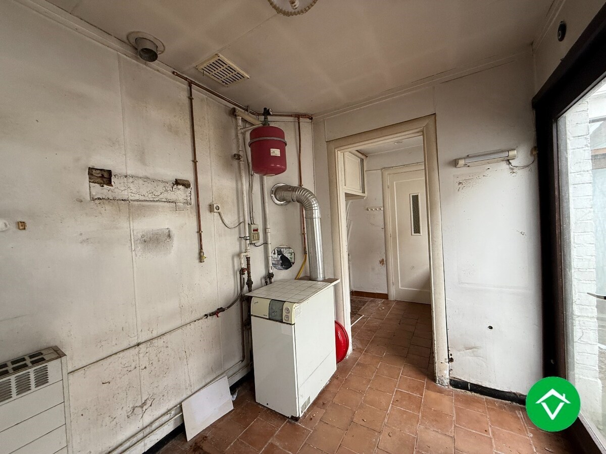 Rijwoning met 3 slaapkamers en tuin op centrale ligging te Roeselare 