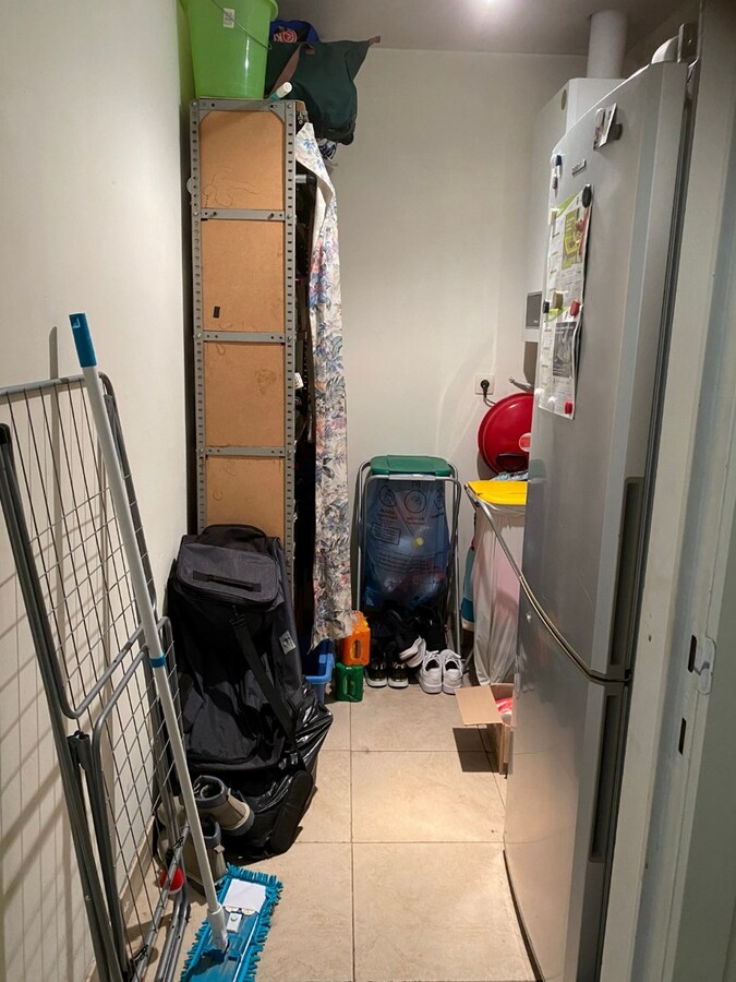 Ruim 1 slpk appartement met garage 