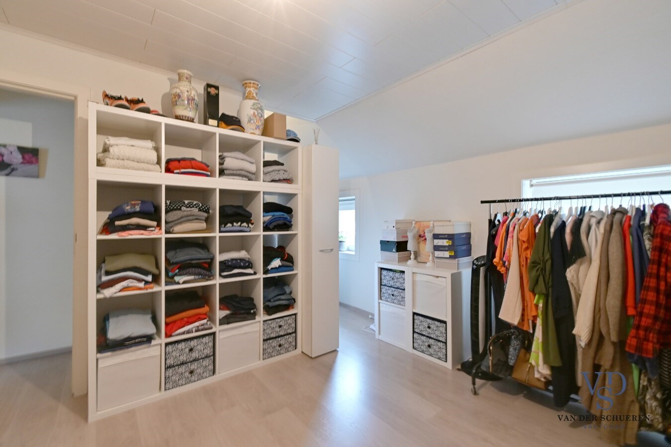 Gezellige woning (met garage achteraan). 