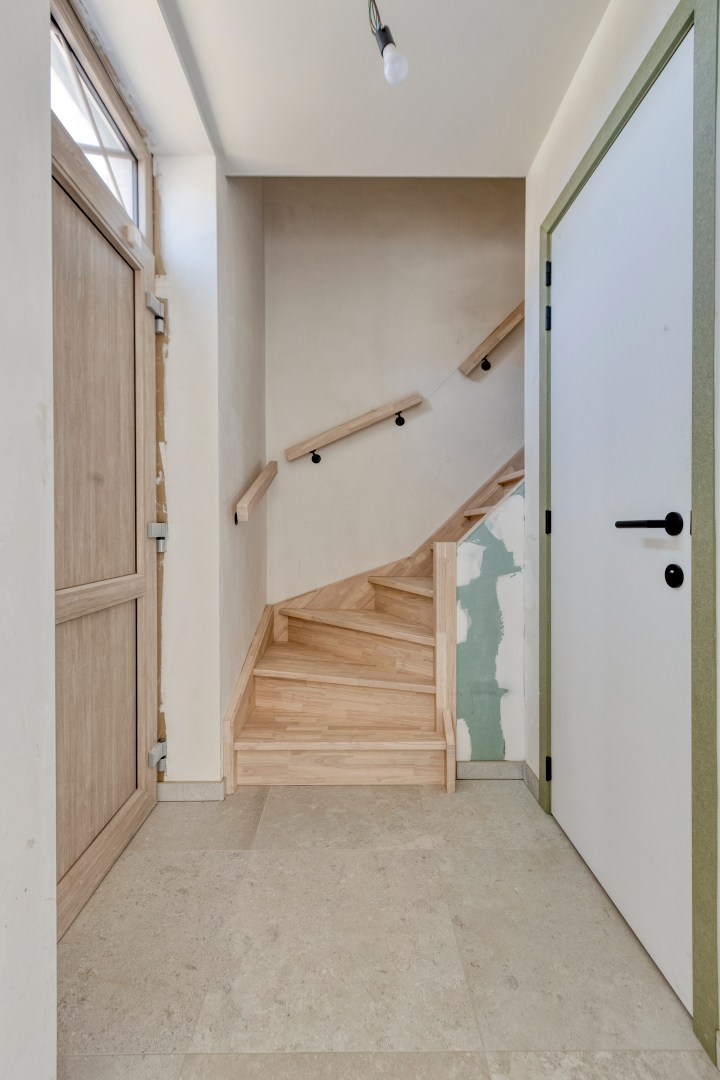 Nieuwbouw-woning in landelijke stijl met 3 slpk op 3 a 82 ca. 