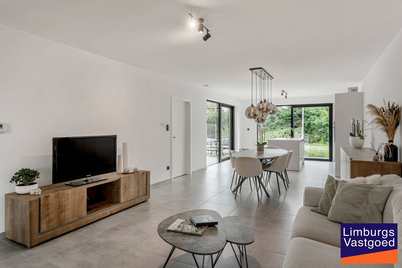 Nieuwbouwwoning, halfopen bebouwing, 3 slpk, 3a 4ca, te Beringen 