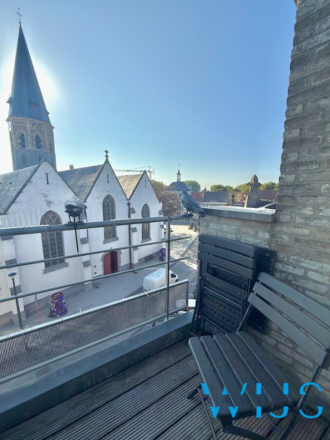 Super gezellig dakappartement met 1 slaapkamer in hartje Assenede ! 