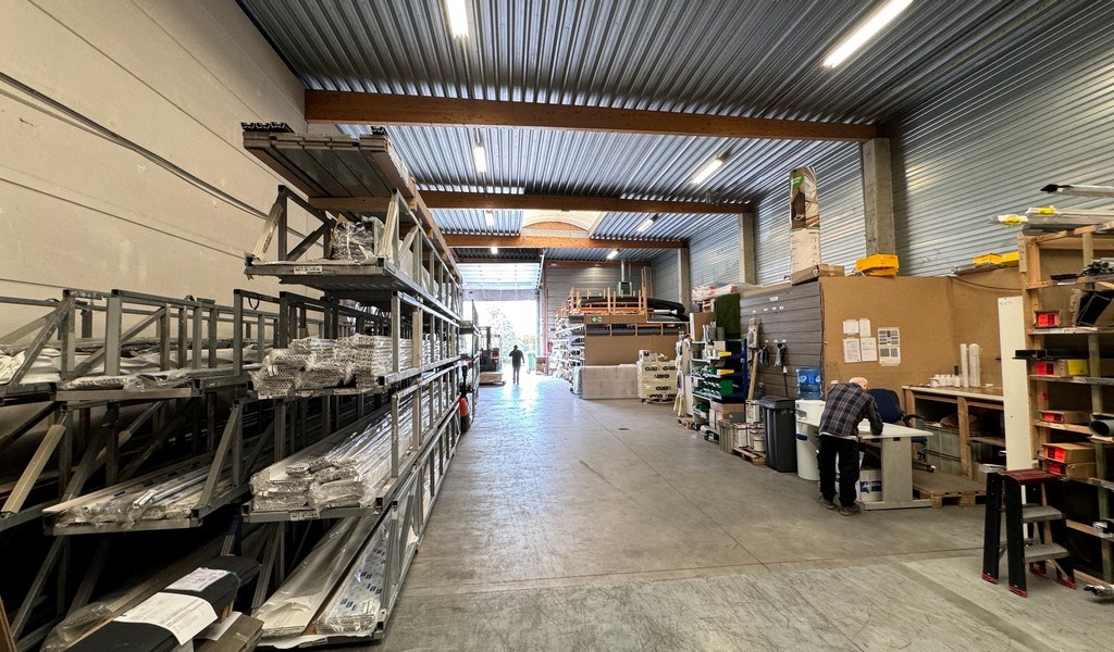 Magazijnen en kantoren te huur in Kontich