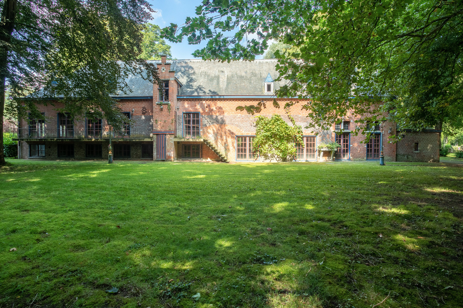 Exclusief karaktervol landhuis 