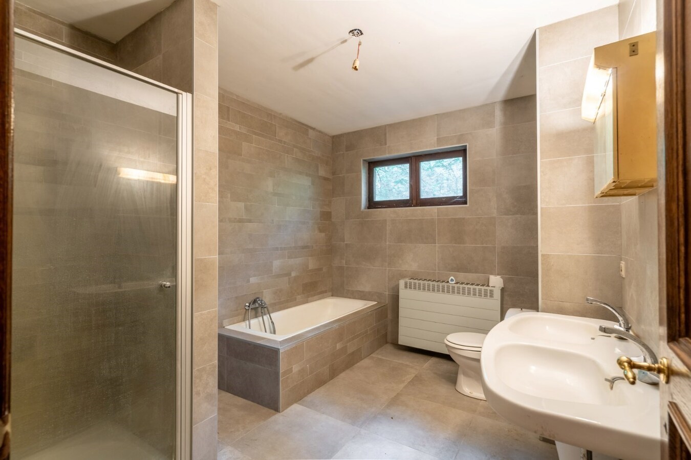 Uitzonderlijke bouwgrond(mits afbraak) 