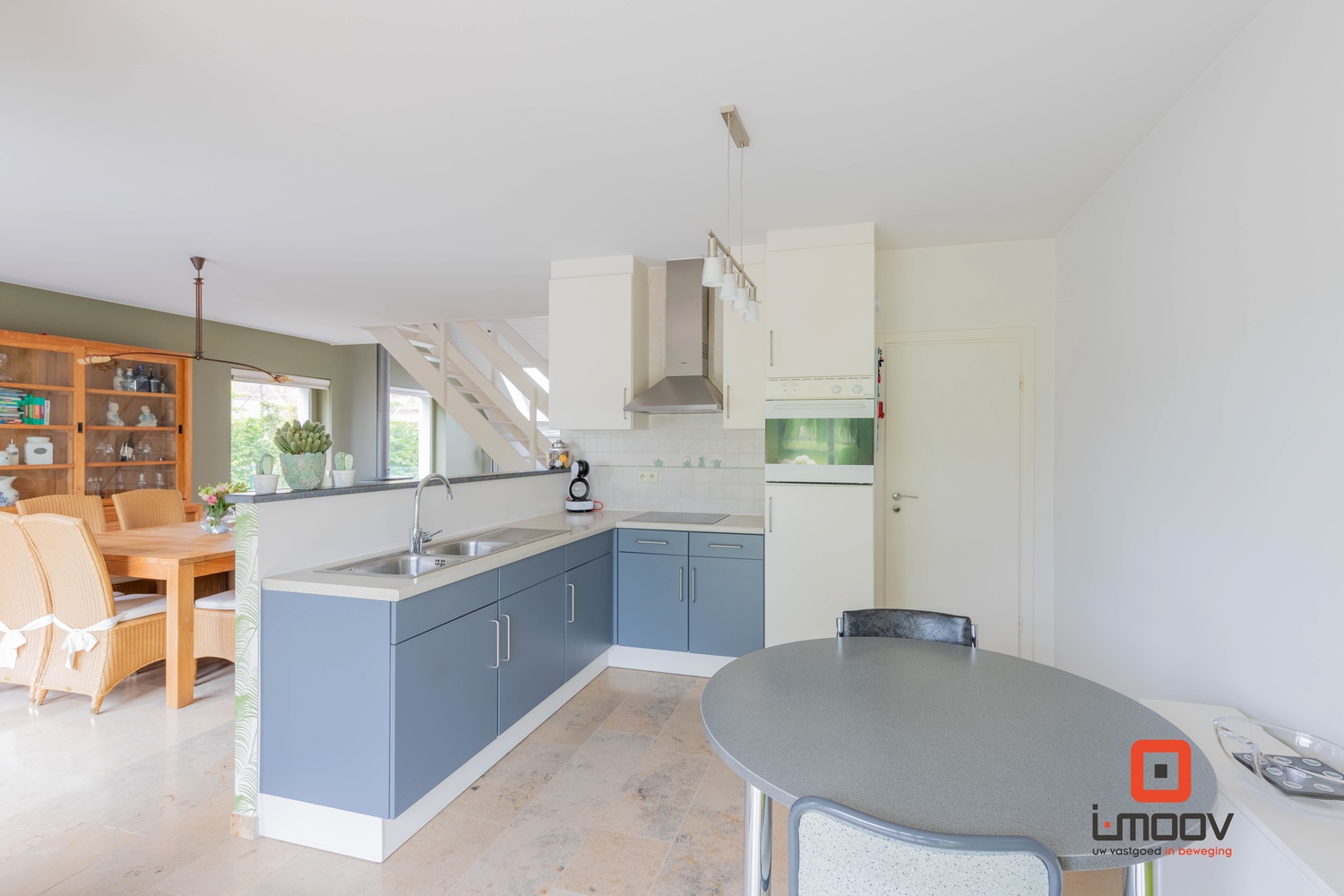 Mooie, rustig gelegen villa, op een perceel van 12a 65ca te Viane (Geraardsbergen) 