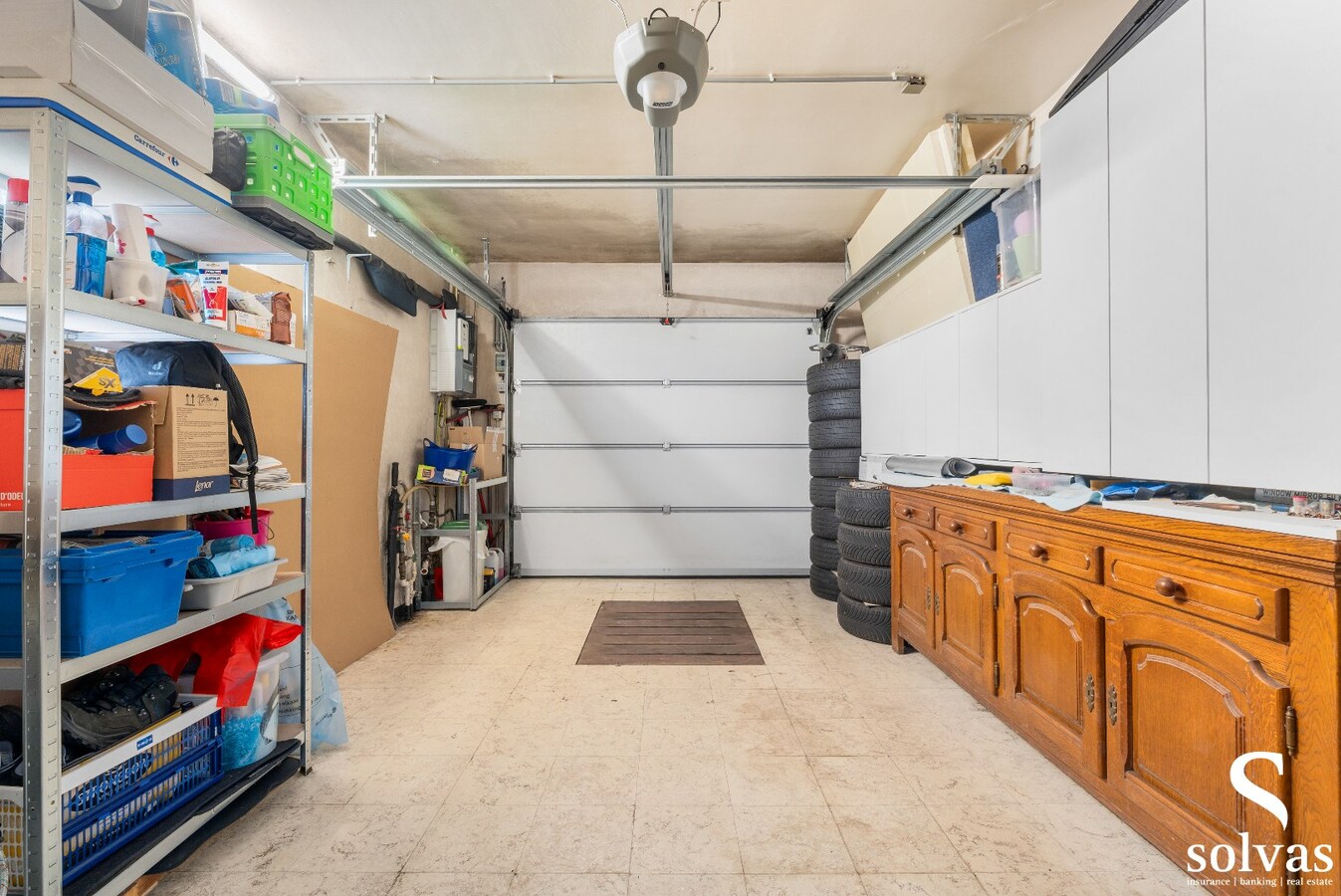 Ruime gezinswoning met grote tuin op centrale ligging in Ursel 