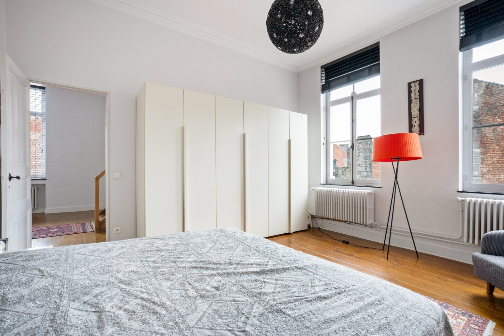 Bijzonder ruim duplexappartement met dakterras in hartje Gent 