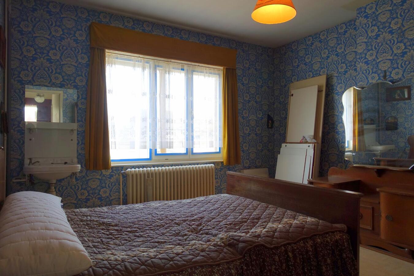 Ruime te renoveren woning 