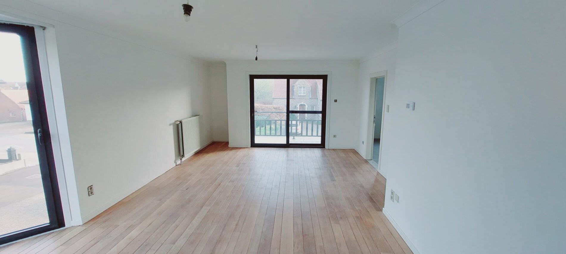 Comfortabel, verzorgd en gunstig gelegen appartement met 2 slaapkamers, terras en garage. 