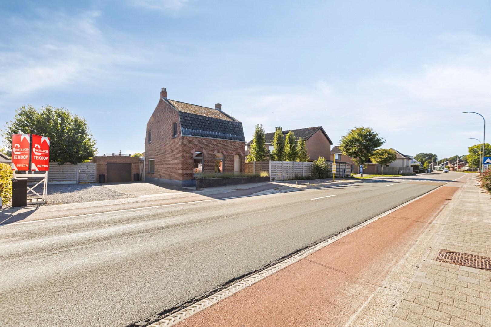 Charmante, gerenoveerde gezinswoning met 3 slpk. en garage in Pelt 