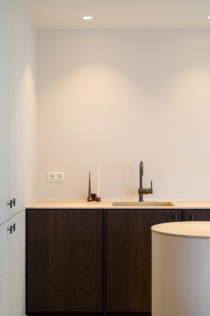 Luxueus gerenoveerd 3-slpk-appartement in hartje Oostende 