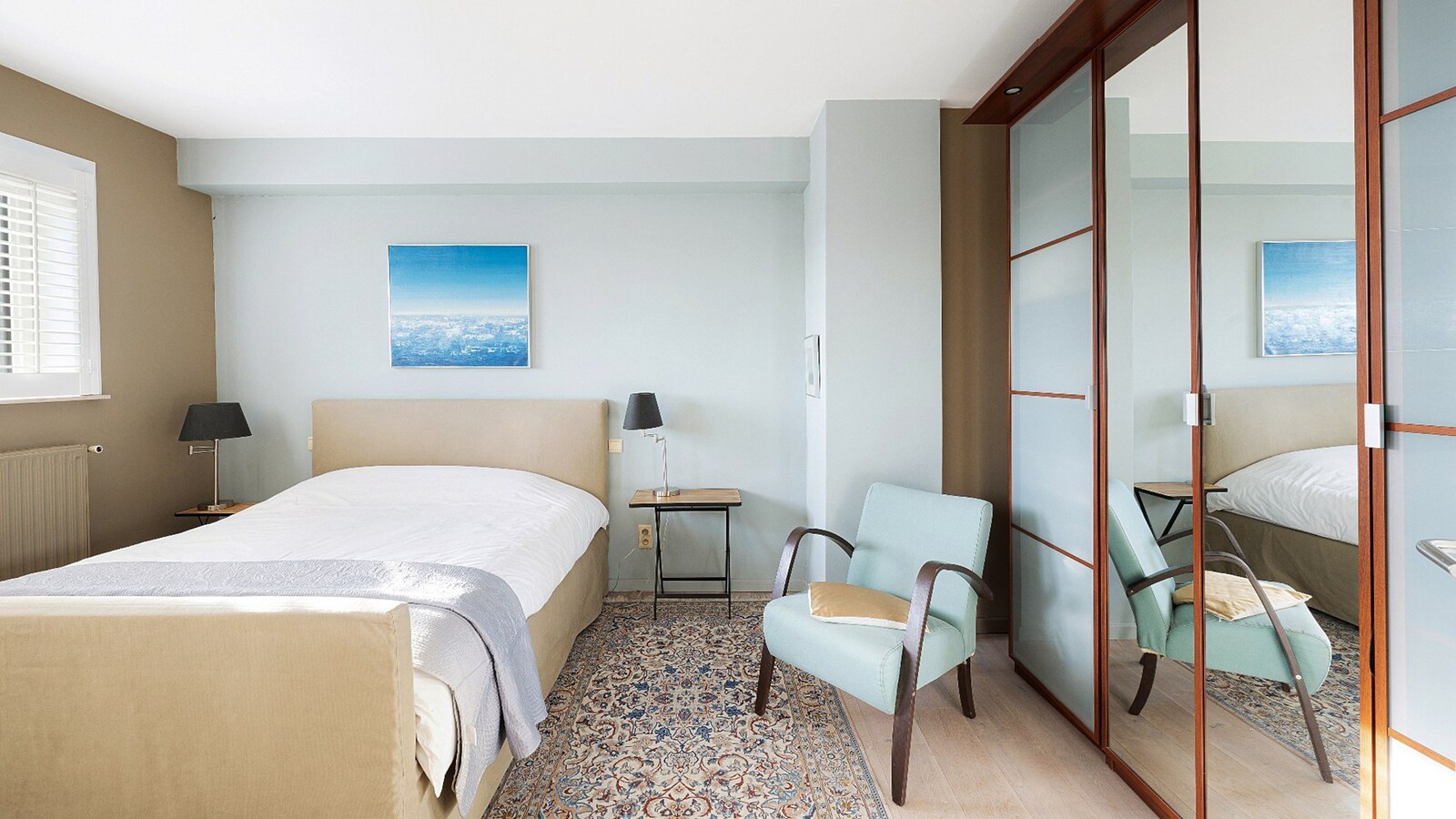 Ruime gezinswoning met inpandige garage en gezellige tuin. 