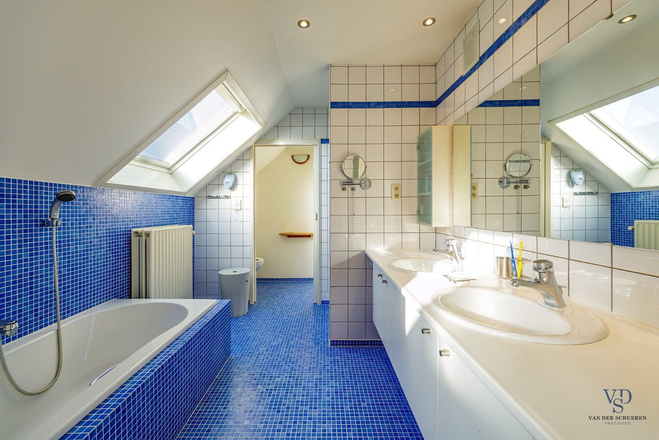 Tijdloze villa met praktijkruimtes 