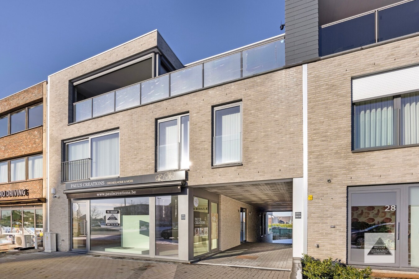 Uitstekend gelegen kantoor-/praktijkruimte van 130 m² + kelder en garage 