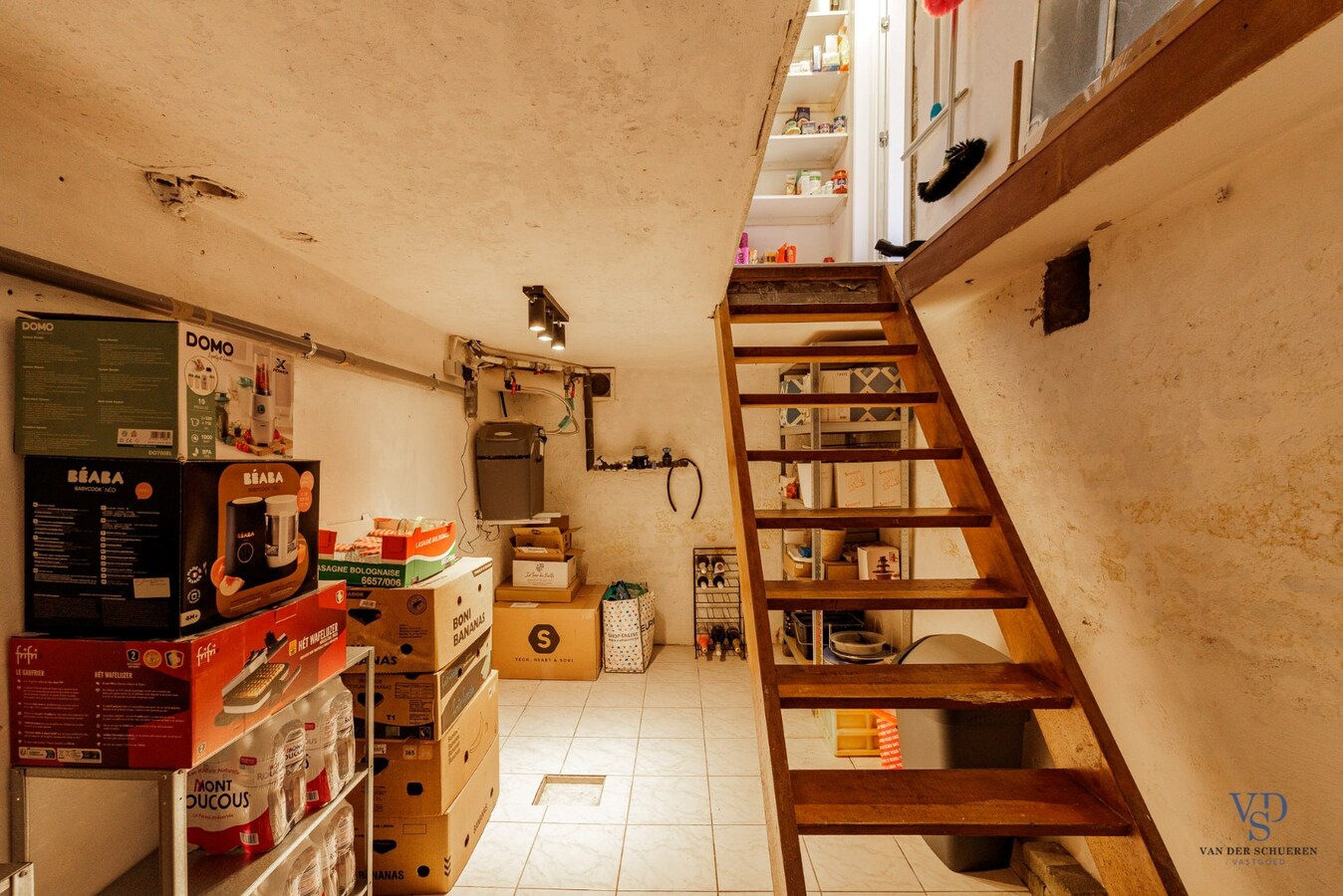 Stijlvol gerenoveerde woning. 