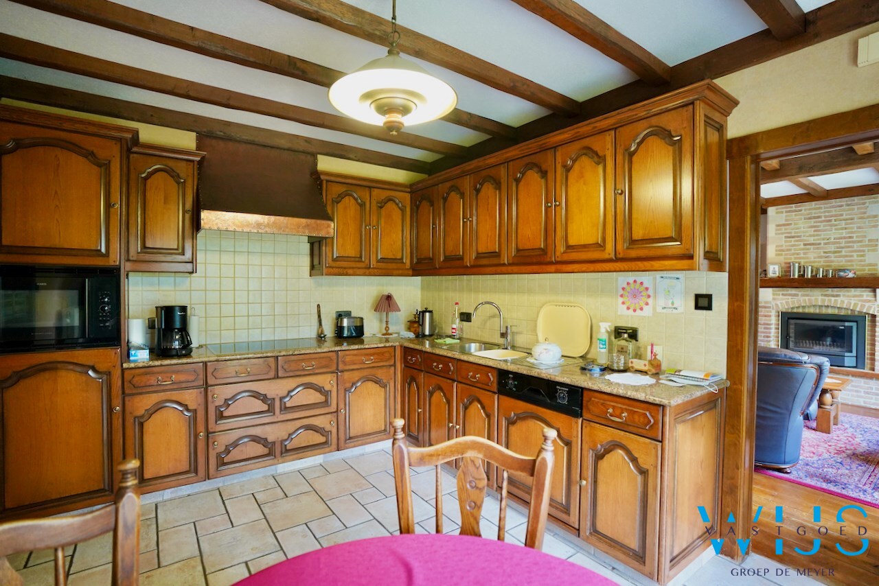 Tijdloze woning op 4.299 m² te Ertvelde 