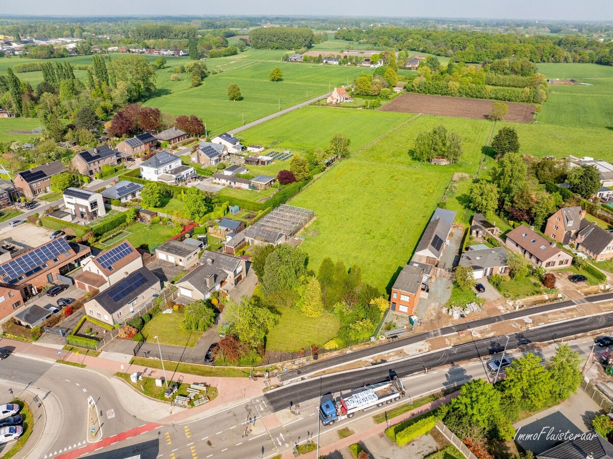 Vrijstaande woning met aparte garage op ca. 4.319 m2 te Lier (Mogelijkheid tot aankoop aanpalende bouwgronden) 