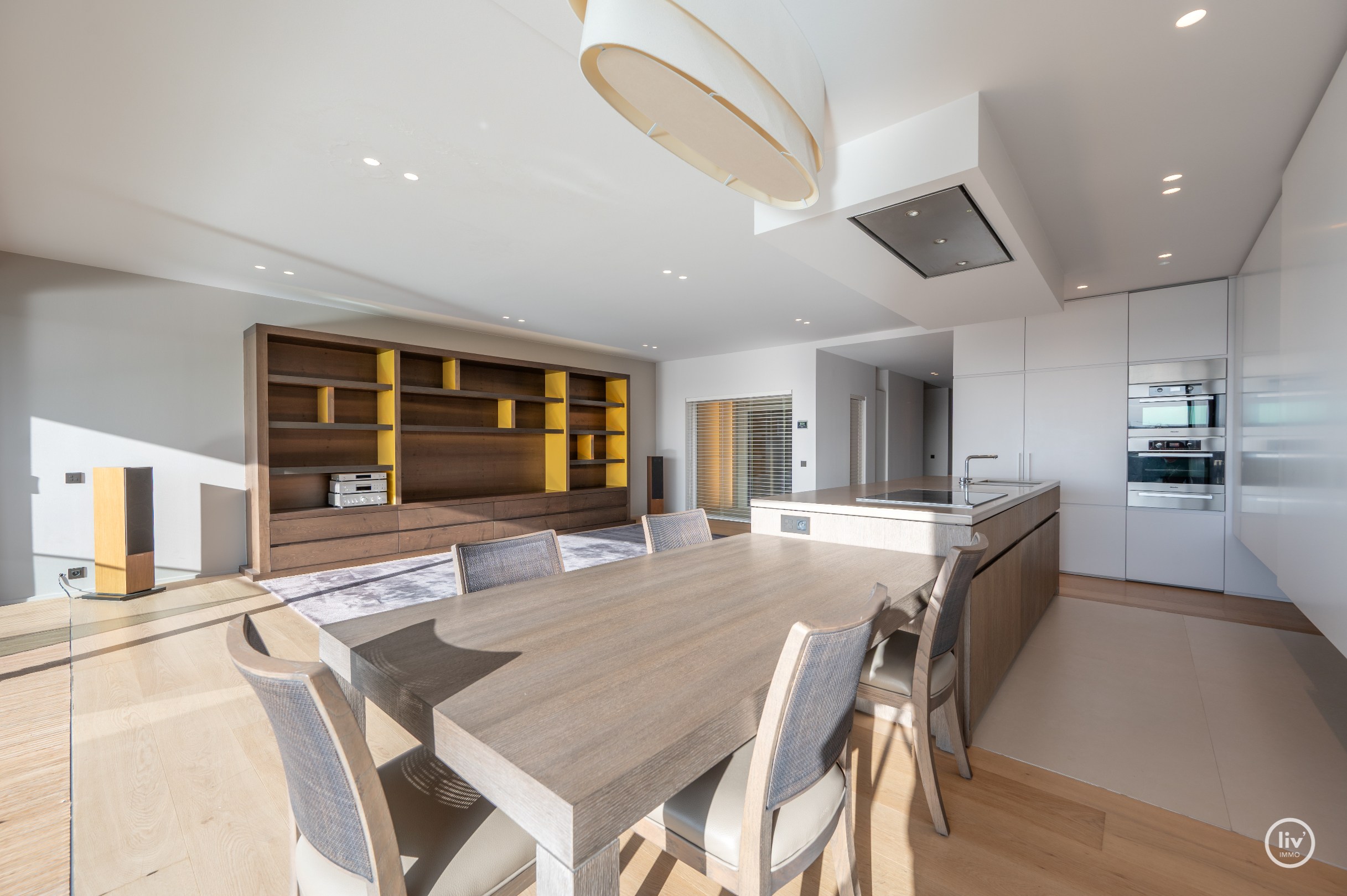 LA RESERVE - Appartement exceptionnel de 3 chambres avec de grandes terrasses offrant une vue sur le ZEGEMEER et le CASINO à Knokke. 