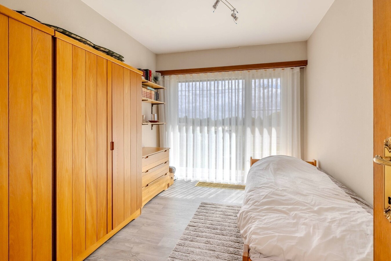 Ruime, landelijk gelegen woning met diverse mogelijkheden 