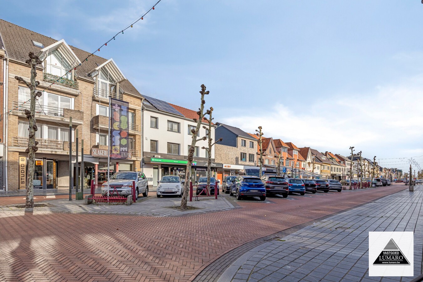 Handelspand in commercieel centrum – overname kranten- en tabakszaak - sigaren 