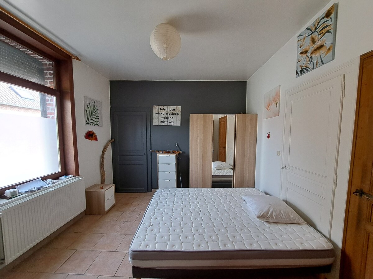 Maison style fermette alliant charme et confort bénéficiant d'un jardin exceptionnel 