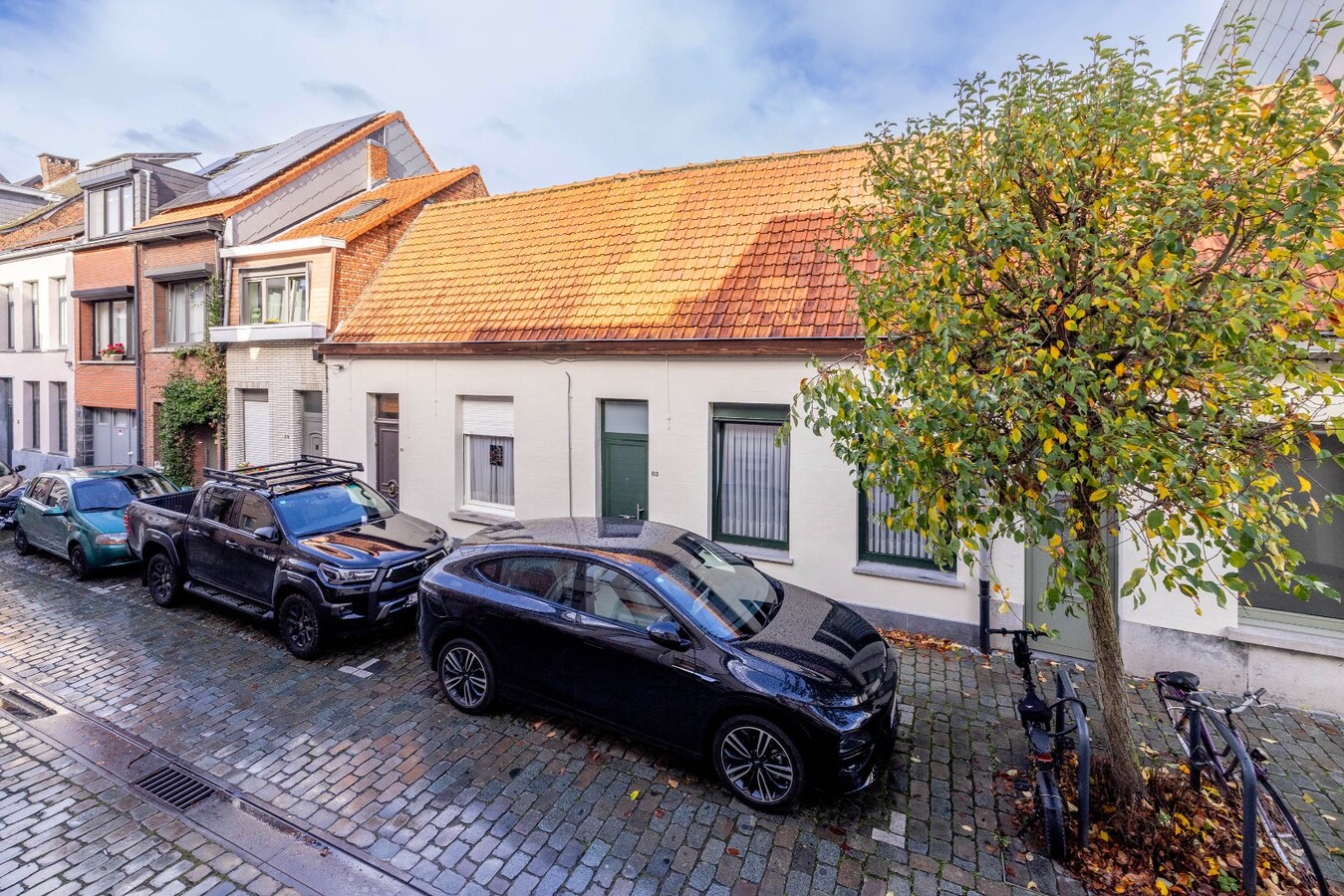 Charmante woning met ruime tuin op toplocatie 