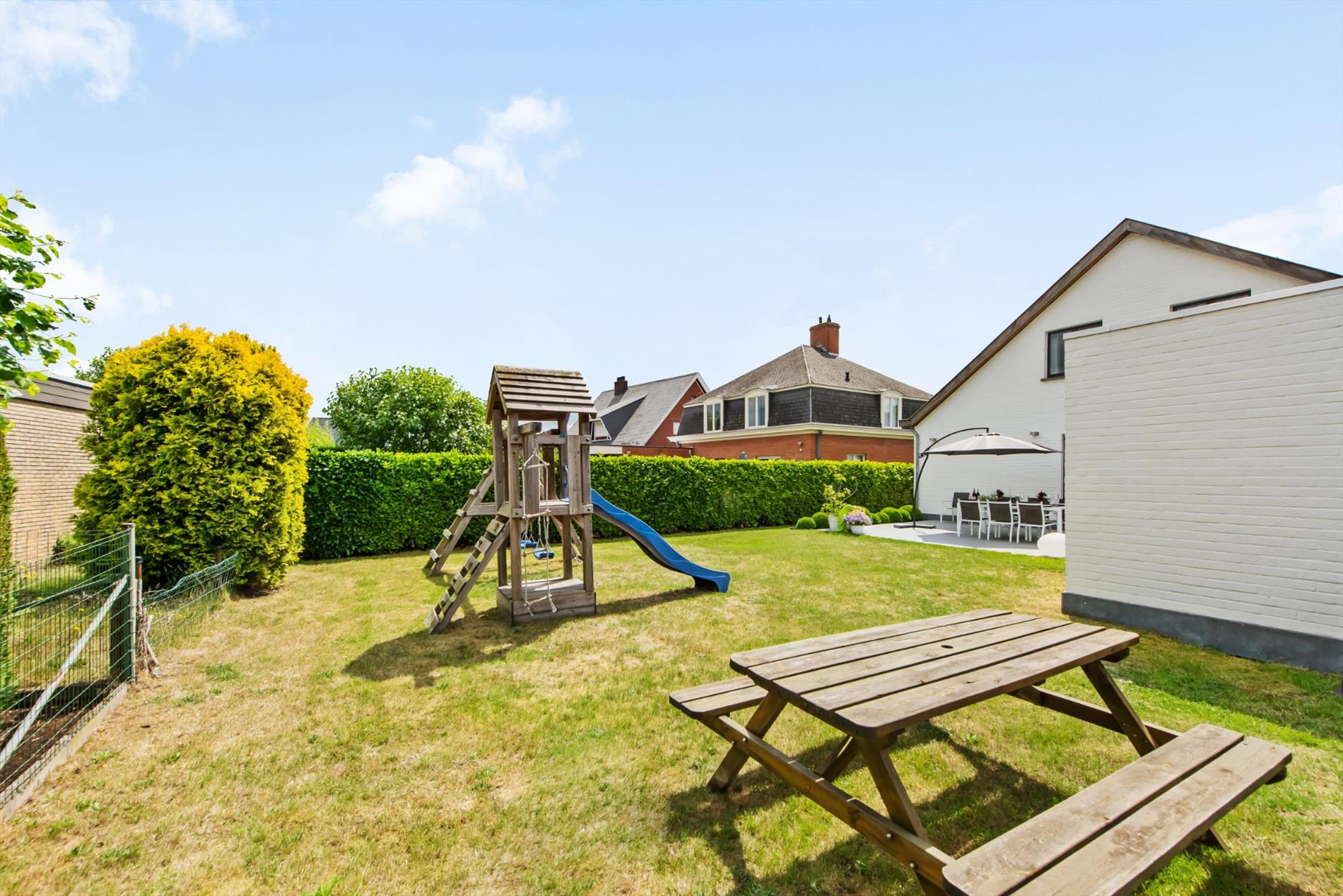 INSTAPKLARE VILLA OP ZEER CENTRALE LIGGING 