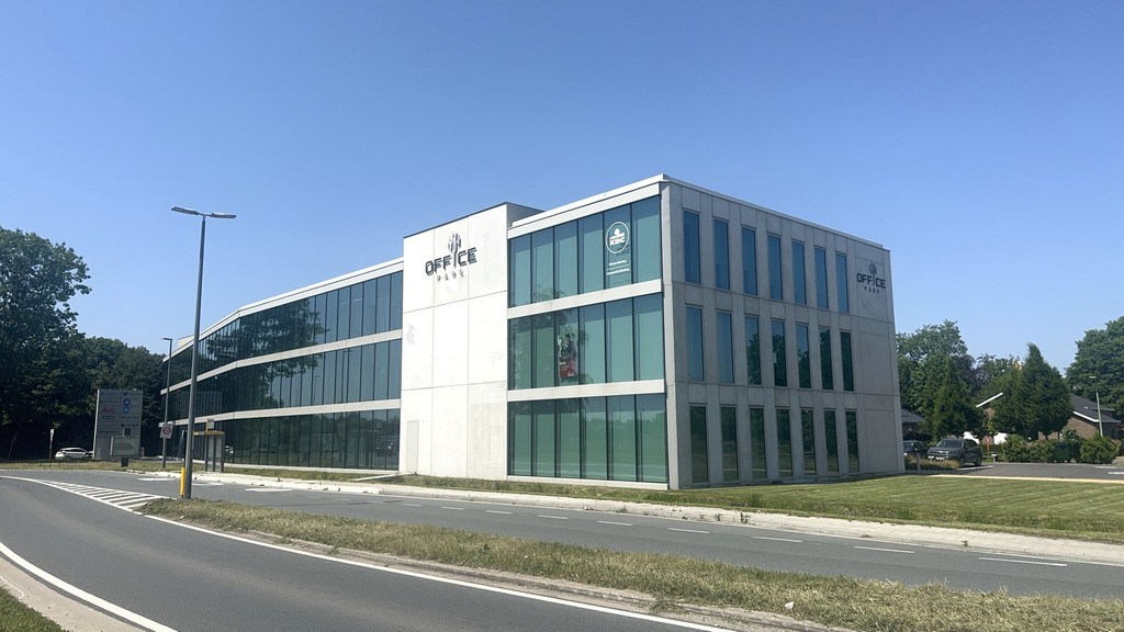Energiezuinige kantoren te huur in Office Park aan E17 te Lokeren