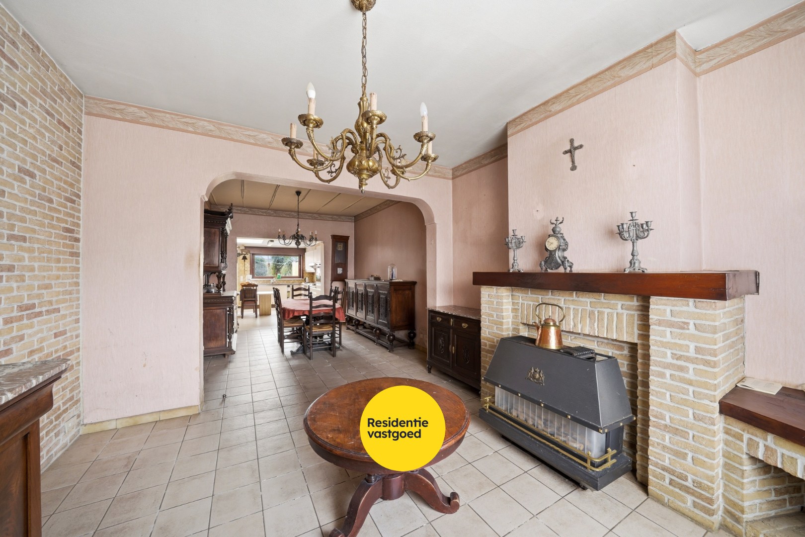 Te renoveren woning met 3 slaapkamers en tuin in Zandvoorde (Oostende) 