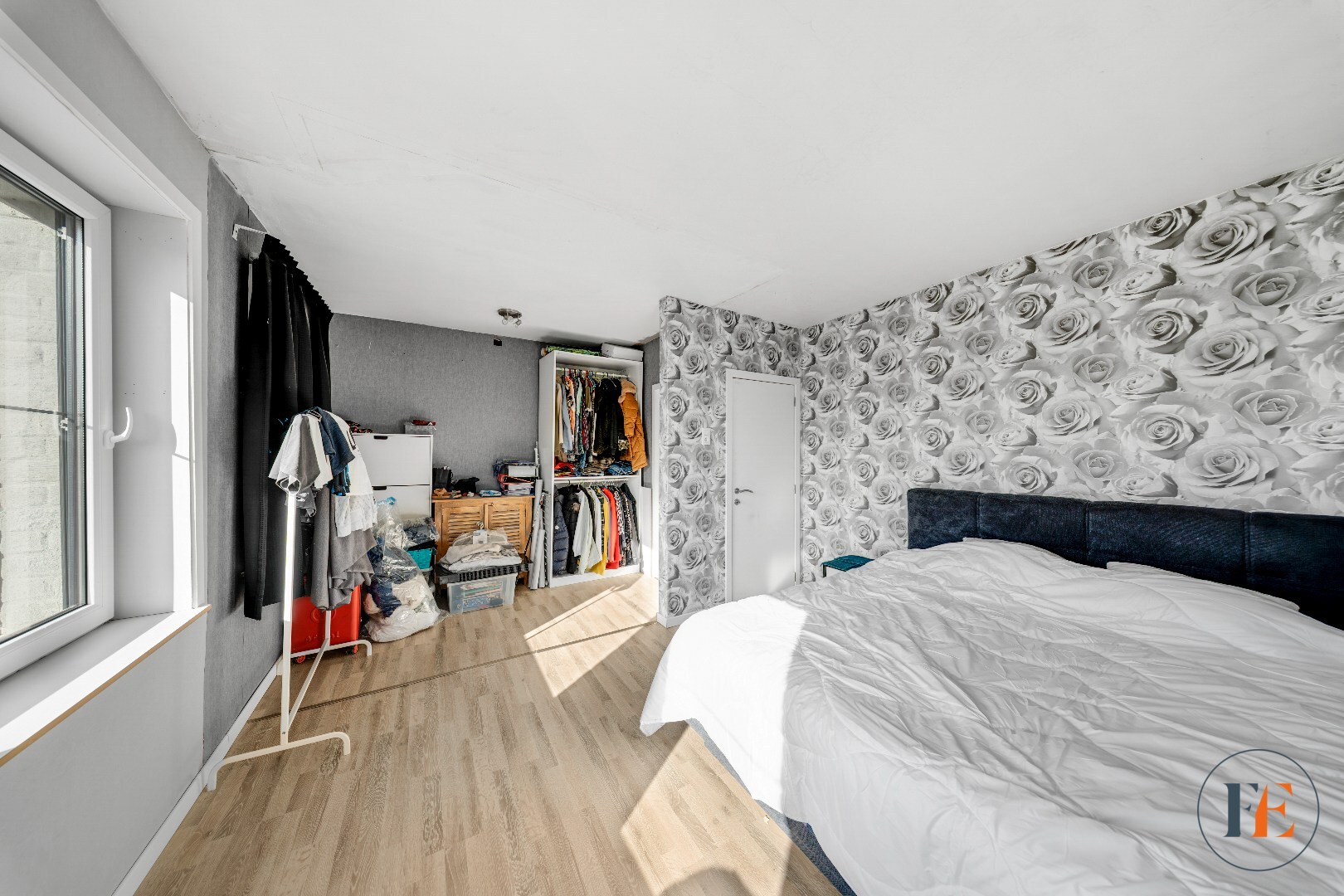 Ruime halfopen gezinswoning met 3 slaapkamers, en mogelijke co-housing 