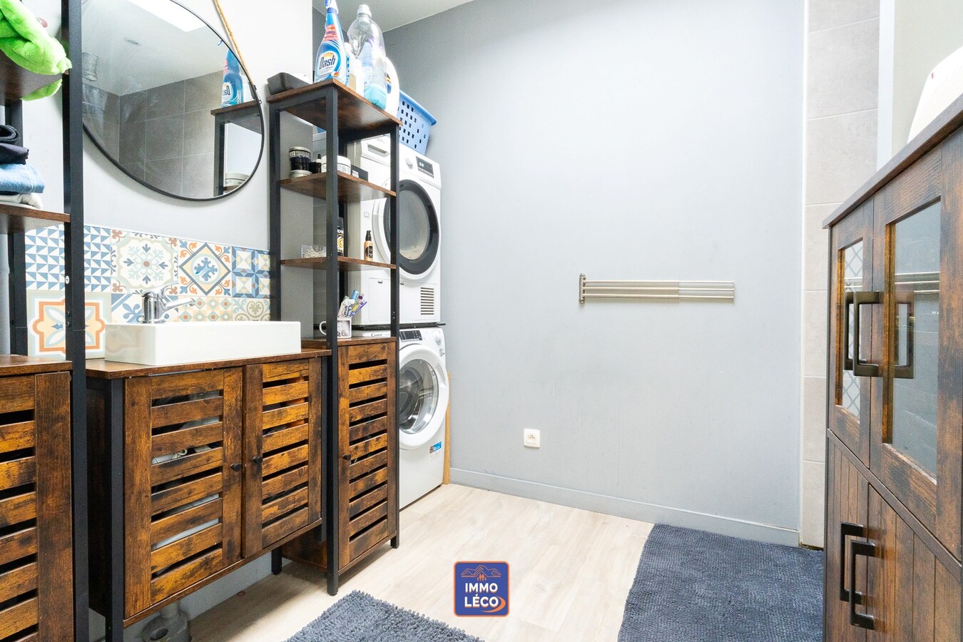 Maison entièrement rénovée en 2021 avec jardin de +/- 130m²  "SUD-EST" ! 