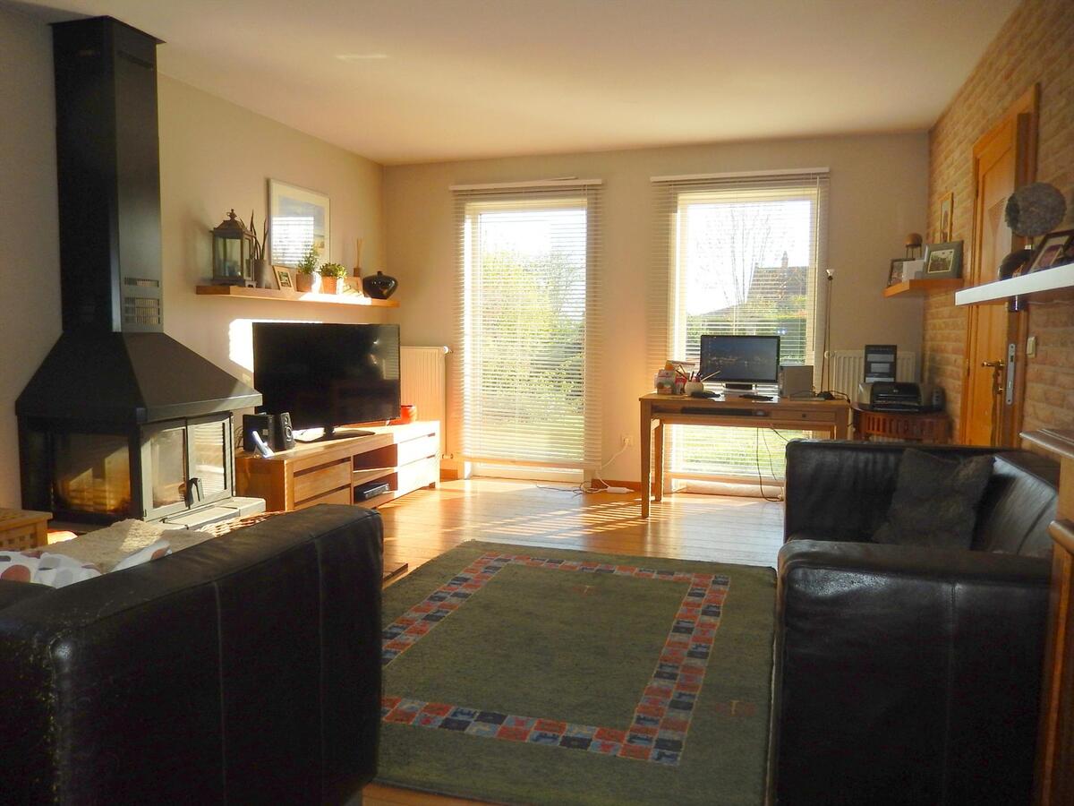 Instapklare woning met 5 slaapkamers op een grondopp. 3.349m² 