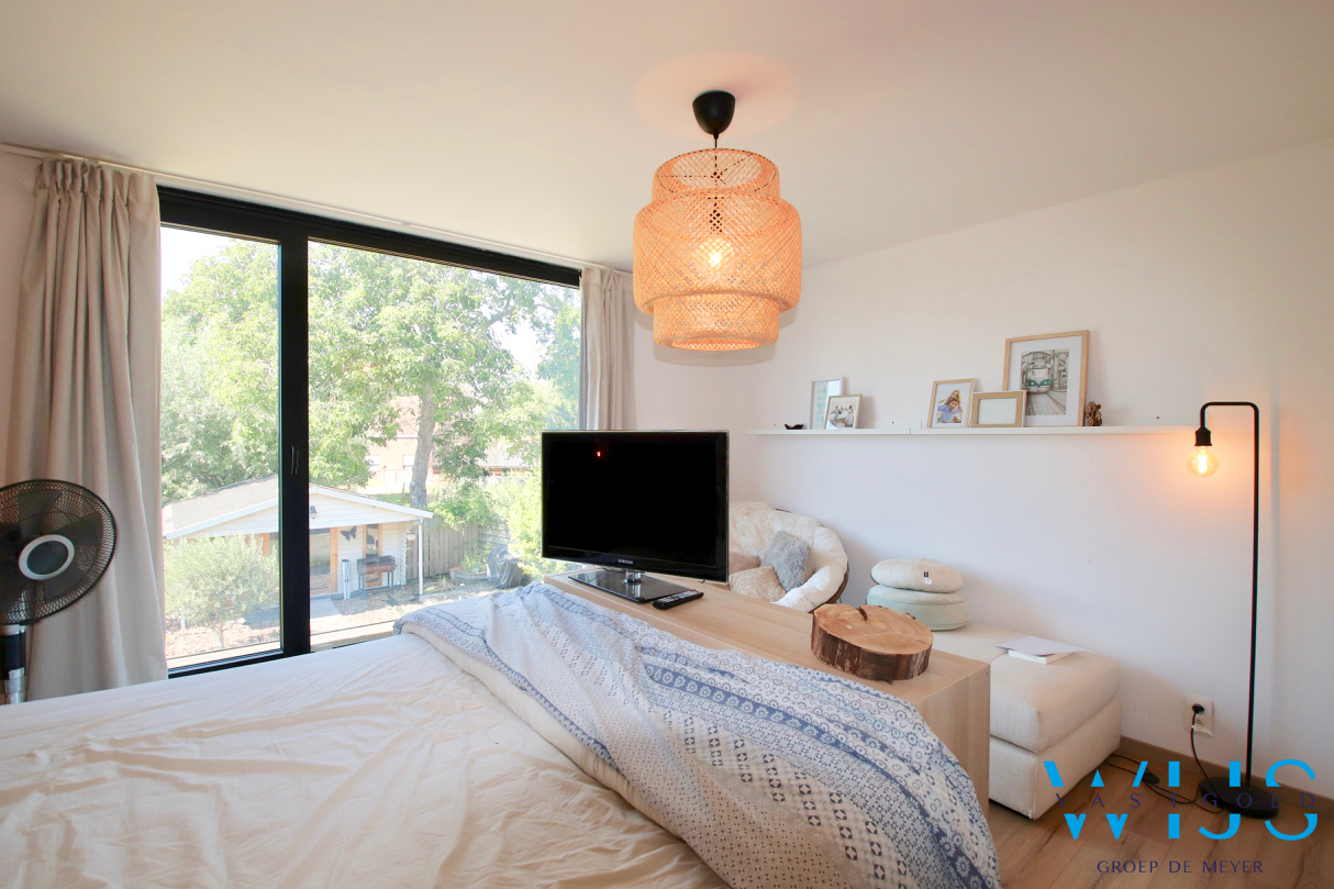 Verrassend ruim woonhuis op een TOPlocatie te Wippelgem 