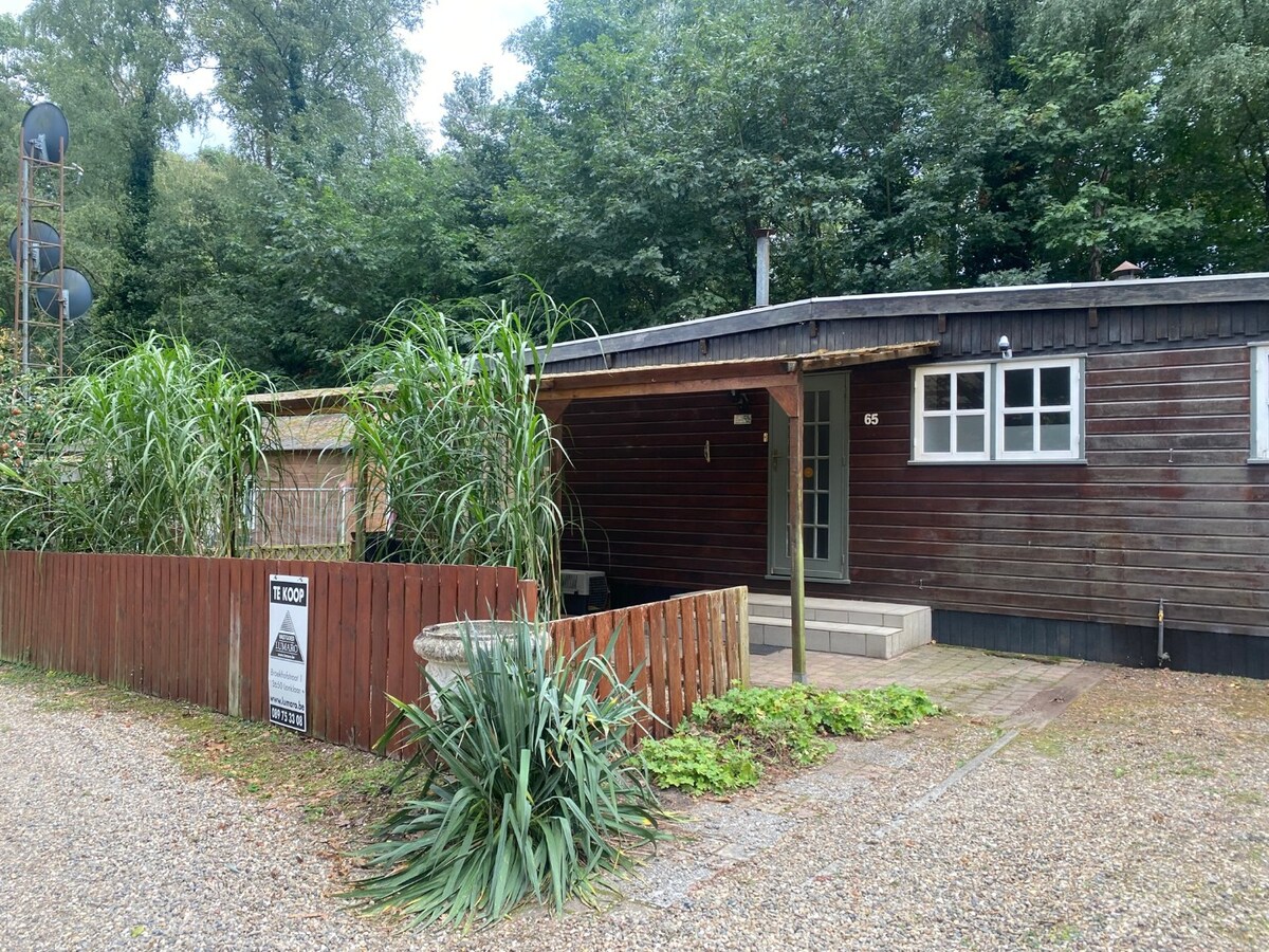 VERLAAGD in PRIJS ! Vrijstaande (vakantie)woning in het bos, Domein Sparrendal Lanklaar. 